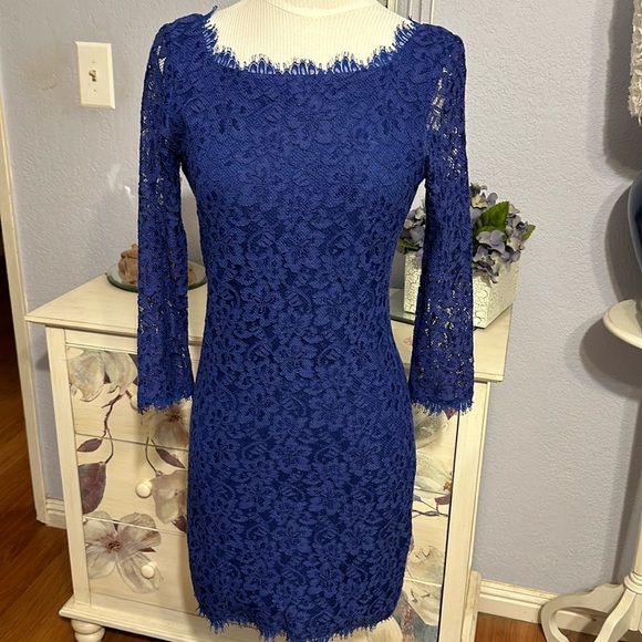 Diane von Furstenburg Zarita Royal Blue Lace Dress - Picture 4 of 11
